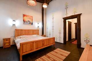 Отель Hotel Skrinya Павлоград Двухместный номер с 1 кроватью и собственной ванной комнатой-6